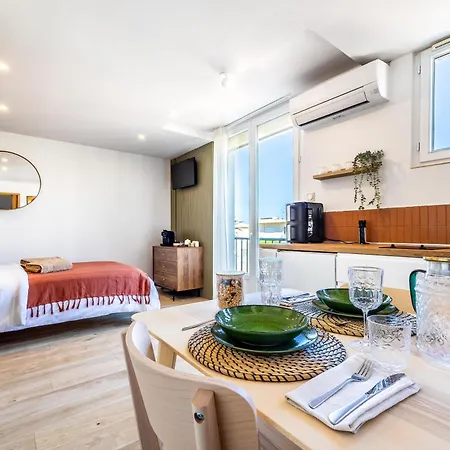 Renove A Avec Acces Direct A La *